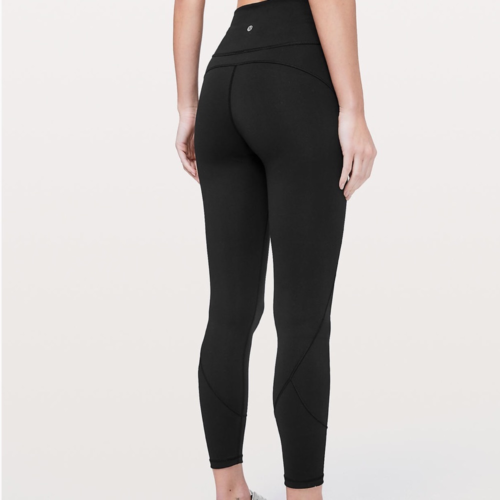Lululemon In Movement Tight 25"